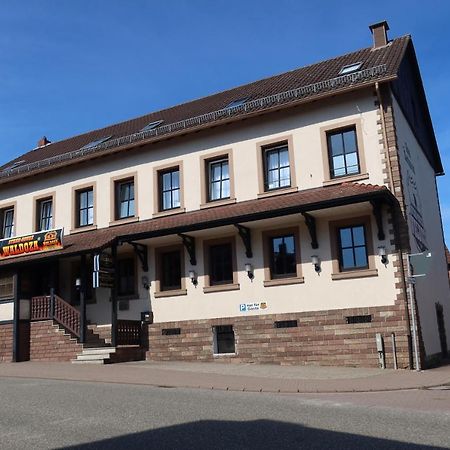 Hotel Waldoza Waldmohr Екстер'єр фото
